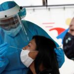 No habrá inmunidad de rebaño contra la COVID en 2021, advierte la OMS: Colombia presenta escasez de medicamentos y peligra la atención en UCIs