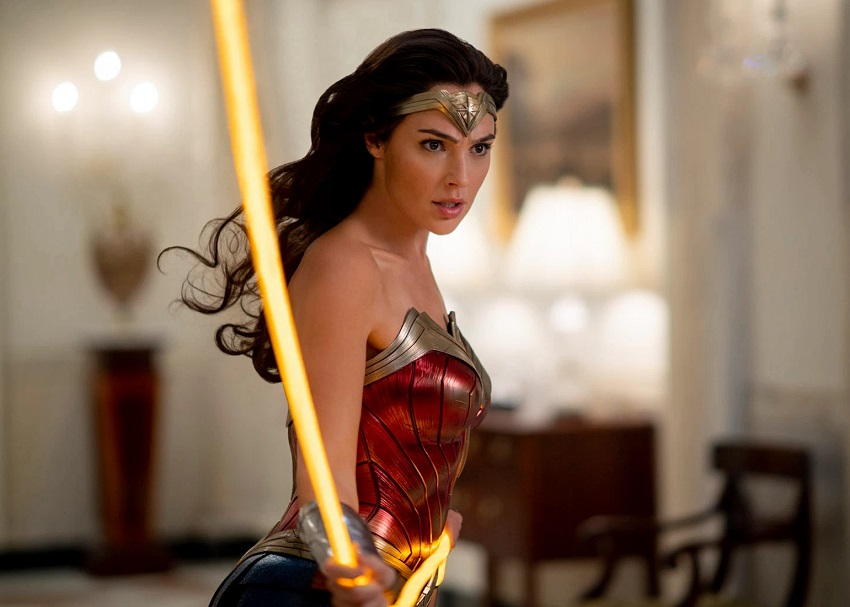 “Wonder Woman 1984”, el único gran espectáculo para las salas de cine