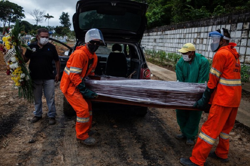 Brasil, con 480 muertes por covid-19, alcanza la mayor media de decesos