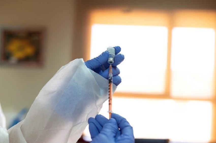 Coronavirus: avanza la tercera ola mientras las vacunaciones van despacio