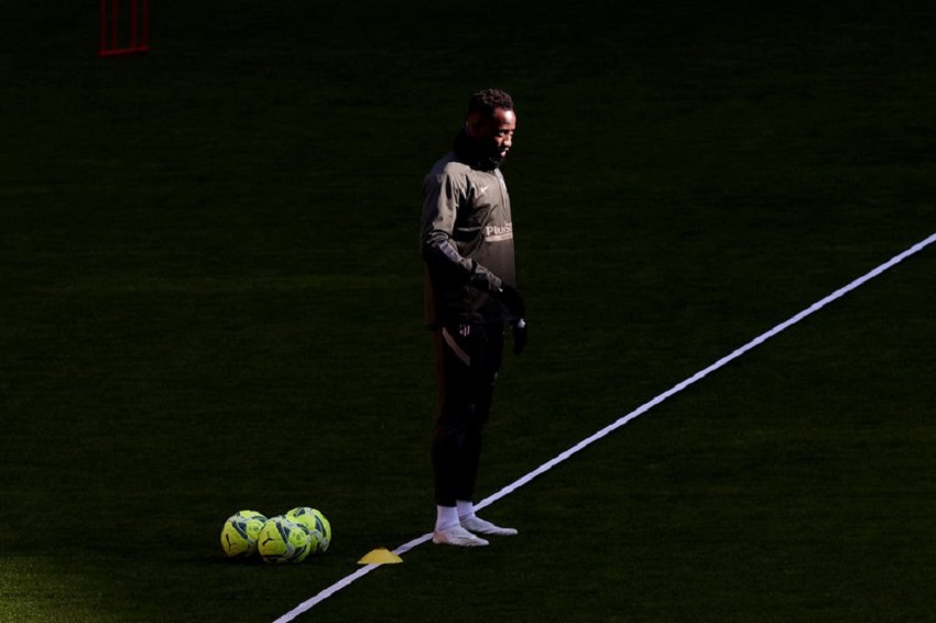 Dembélé se estrena con el grupo y en el Metropolitano