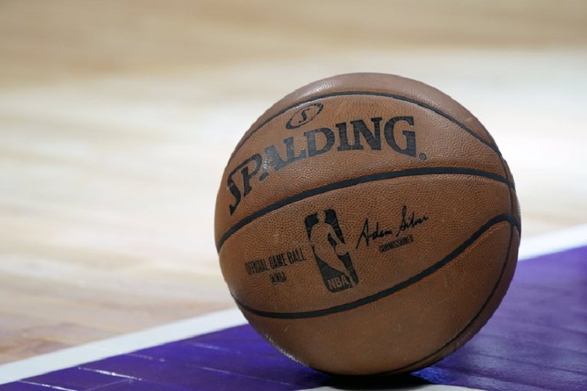 La NBA no se plantea cancelar la temporada a pesar de los casos de covid-19