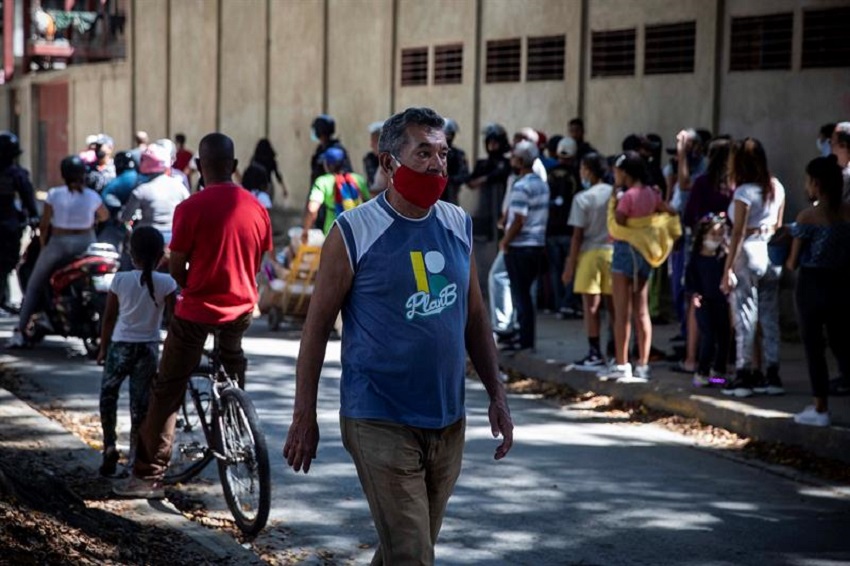 La oposición denuncia que el Gobierno venezolano violó el acuerdo para atender la covid