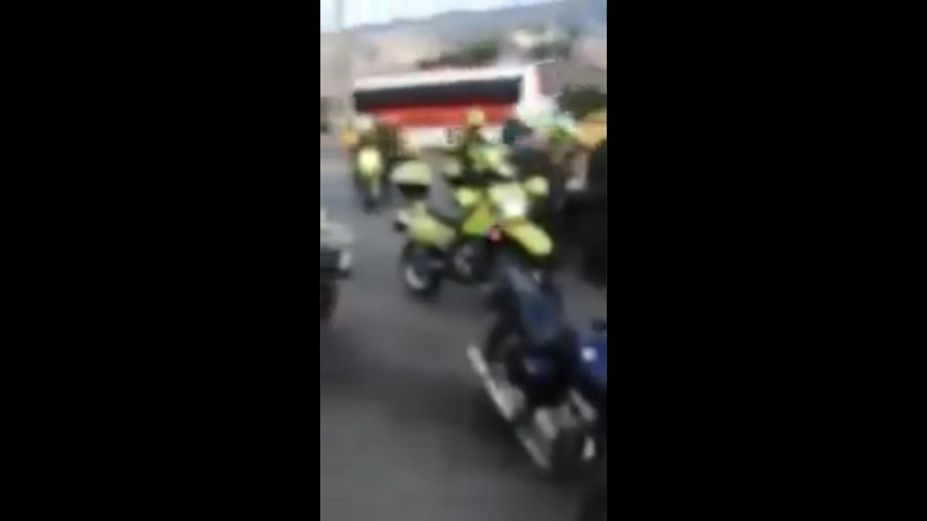 Carro que arrolló a personas cerca al Parque de Bello