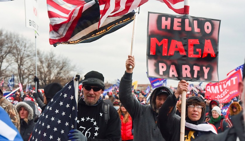 Simpatizantes de Trump intentan invadir la sesión del Congreso que confirmaría la victoria de Biden