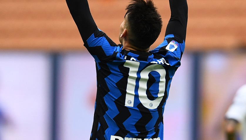 Lautaro Martínez anota su primer triplete en el Inter de Milán