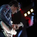 Weezer anuncia no uno, sino dos álbumes para 2021