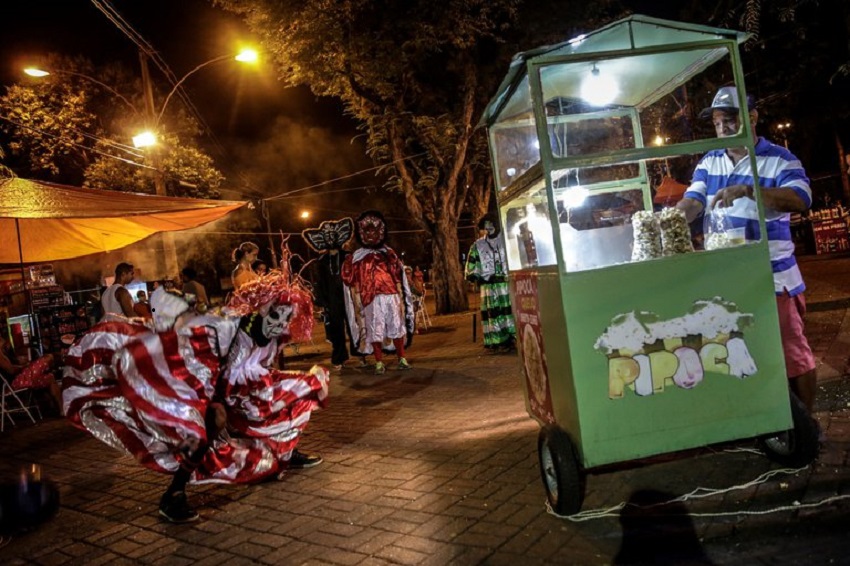 Brasil cierra un carnaval inusual sin samba pero con fiestas clandestinas