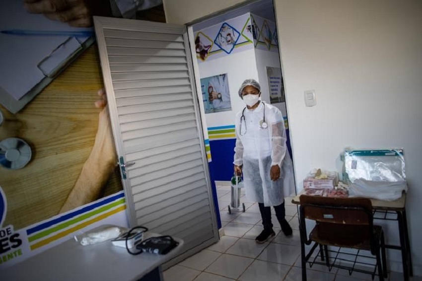 Brasil vuelve a batir récord de muertes diarias por la COVID-19 Brasil supera las 245.000 muertes por covid-19, tras sumar otras 1.212