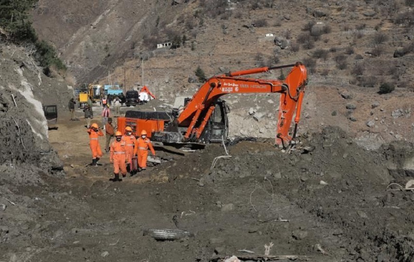 Desesperanza por la falta de avances en el rescate tras la avalancha en India 1