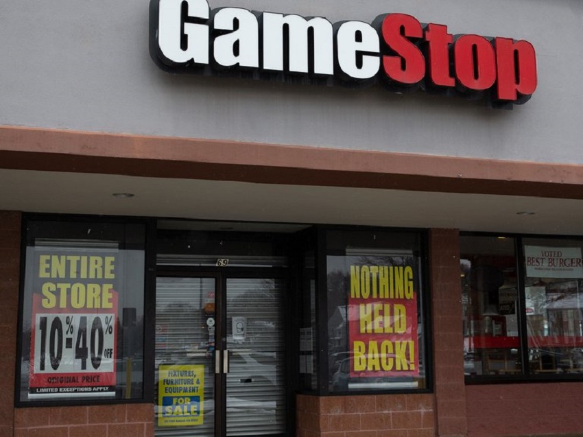 El fenómeno GameStop pierde energía en Wall Street, con una caída del 50 %