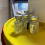 La vacuna de Pfizer puede neutralizar tres variantes del SARS-Cov-2