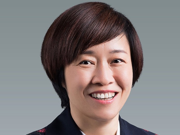La vicepresidenta senior de Huawei, Catherine Chen
