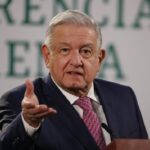 López Obrador seguirá sin usar cubrebocas y retomará sus giras tras covid