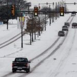 Tormenta invernal en estados Unidos sin electricidad