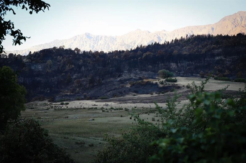 Un incendio en la Patagonia argentina sigue fuera de control tras dos semanas