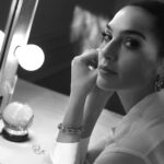 Gal Gadot ha revelado con una nostálgica fotografía que estaba a punto de dejar la actuación