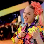 JoJo Siwa sale del clóset y confiesa que su novia la ha impulsado a hacerlo