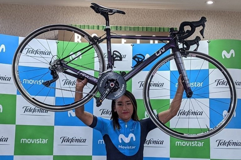 El Movistar Team de Ecuador incluye por primera vez a una mujer en sus filas