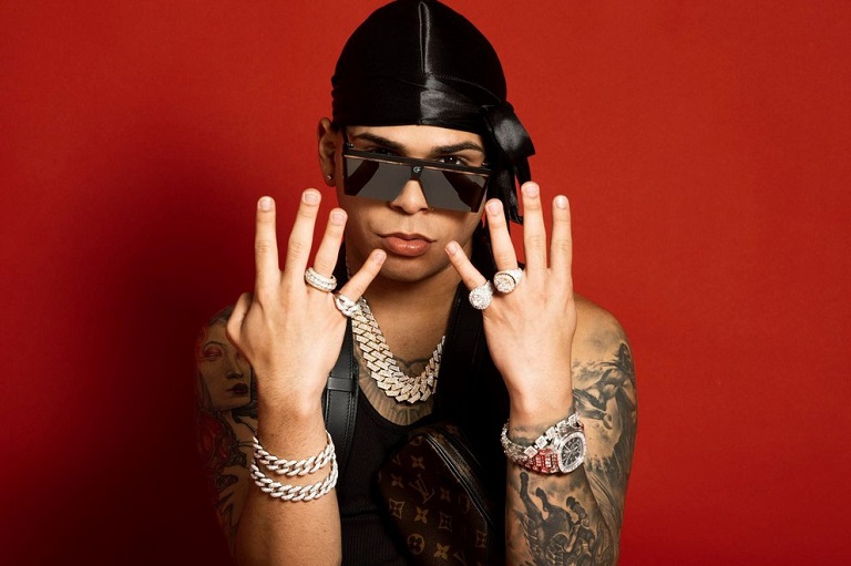 El arrtista puertorriqueño Kevvo lanzará tema con Becky G, Arcángel y Darell