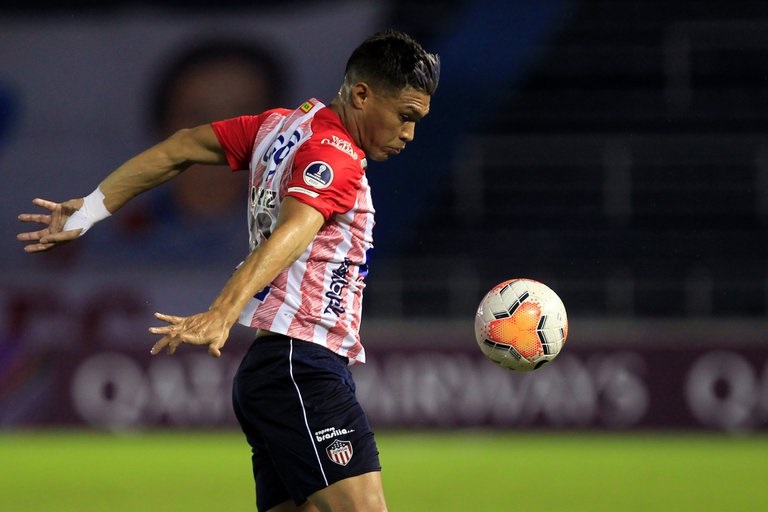 Junior El jugador Teófilo Gutiérrez de Junior. EFE