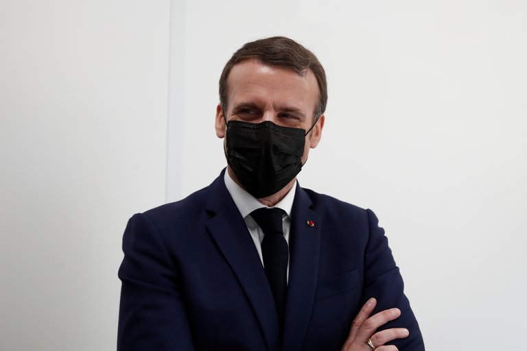 La violencia entre adolescentes cuestiona “la mano dura” de Macron
