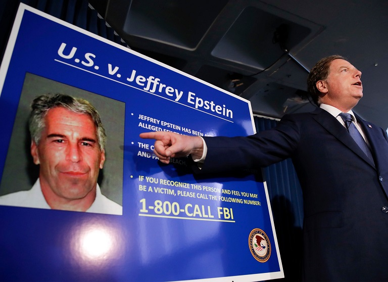 Jeffrey Epstein abuso sexual