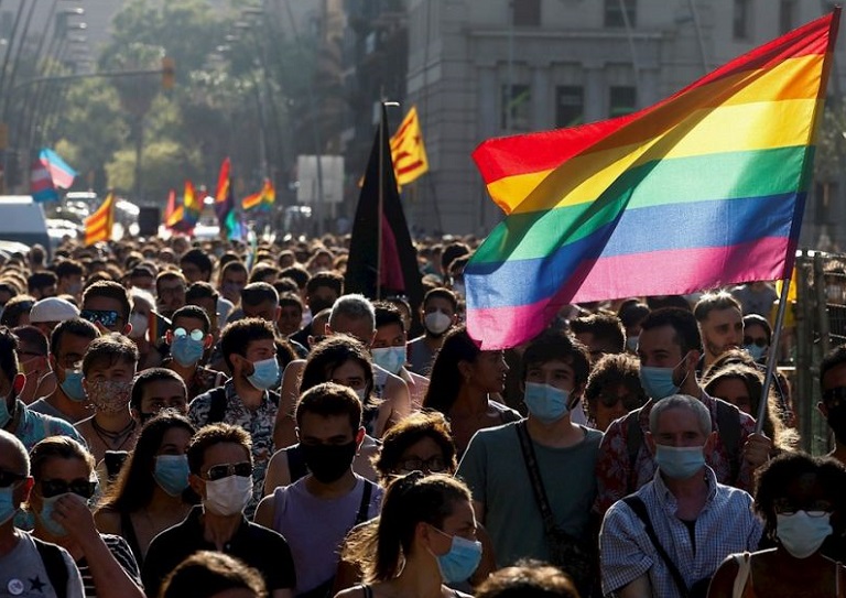 La Eurocámara declara la Unión Europea zona de libertad LGBTIQ