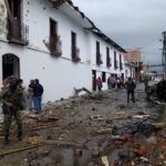 Más de 2.000 desplazados por enfrentamientos entre grupos armados en Colombia