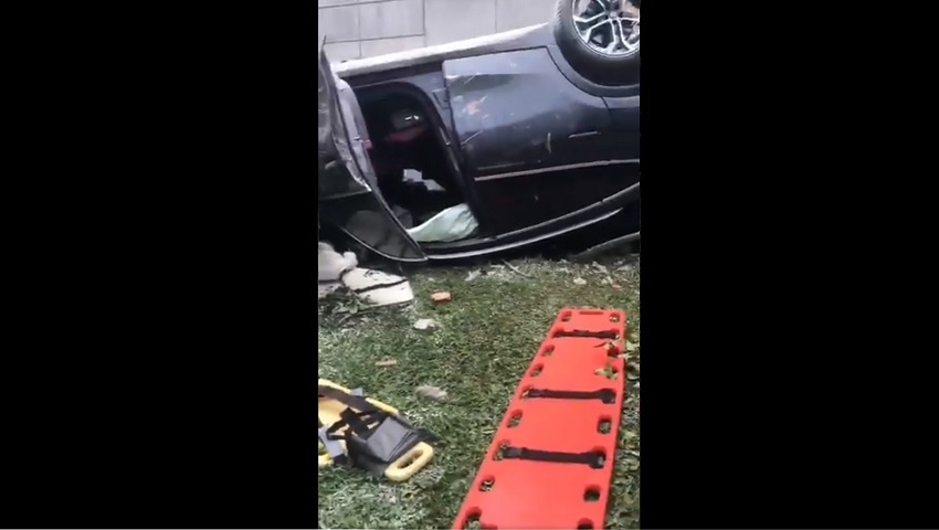 Alex Ernesto Pineda, caída de carro en Medellín