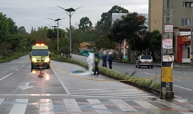 Martha Ligia García, la recicladora que murió arrollada en el cruce de la Bomba Terpel En Rionegro, un vehículo atropelló a un peatón y murió en la avenida Galán