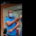 Braulio Hurtado, el funcionario de Metrosalud que se autovacunó contra el COVID con Pfizer