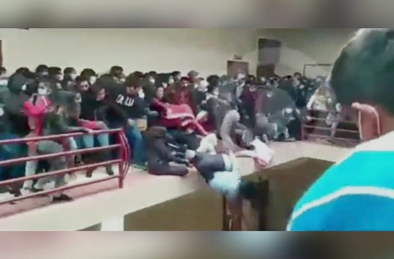 Caída de estudiantes en Universidad de Bolivia