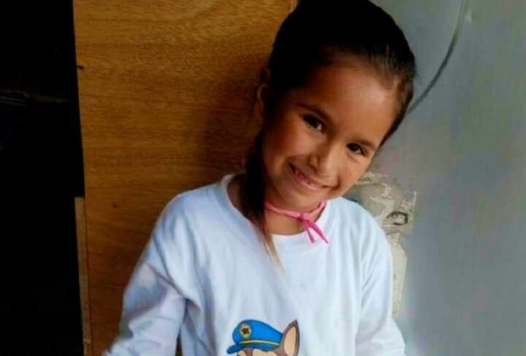 Afirman que a Maia Yael Beloso se la llevó el abusador sexual Carlos Savanz