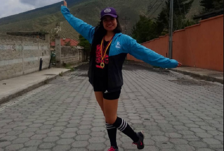 Wenn, Patinadora colombiana acosada en Bogotá