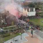 Apedrean el autobús del Real Madrid a su llegada a Anfield