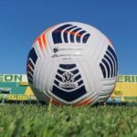 Conmebol recibe donación de 50.000 dosis de vacunas de Sinovac para futbolistas