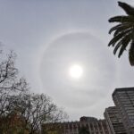 Un majestuoso halo solar hipnotiza a Cali con su belleza