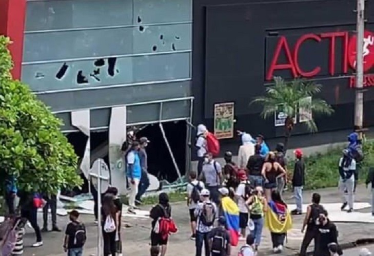 Así quedó el Action Fitness, gimnasio en Calle Colombia en Medellín