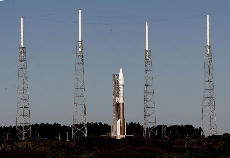 Lanzan desde EE.UU. un satélite que alerta sobre envío de misiles