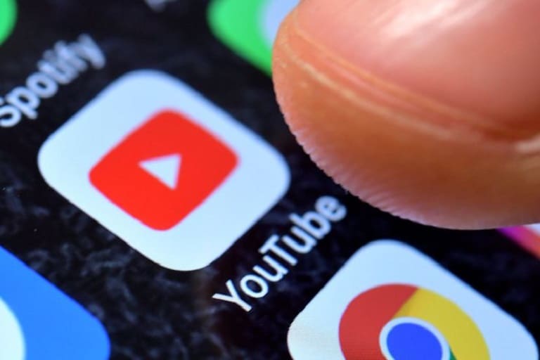 YouTube -