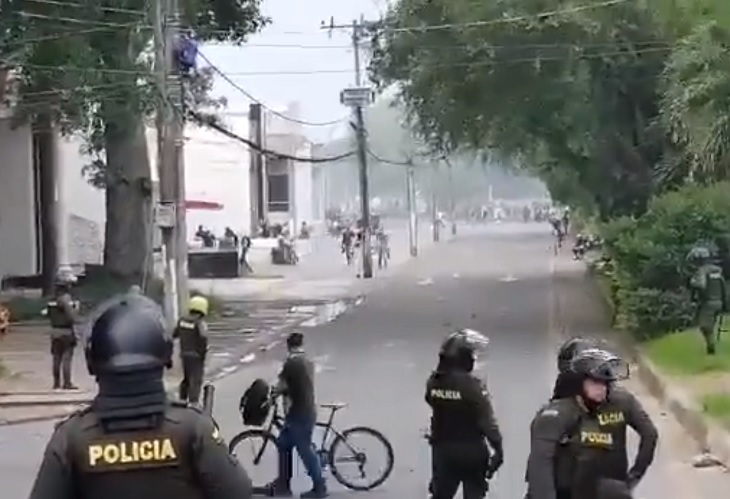Ciudad Jardín: intento de quema del CAI y enfrentamientos