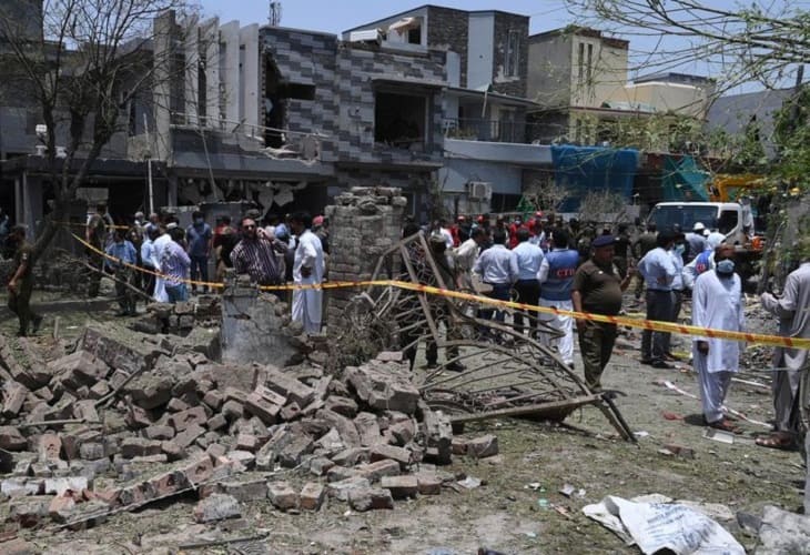 Al menos tres muertos y 23 heridos en un atentado con bomba en Pakistán