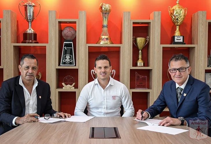 Juan Carlos Osorio nuevo técnico del America de cali
