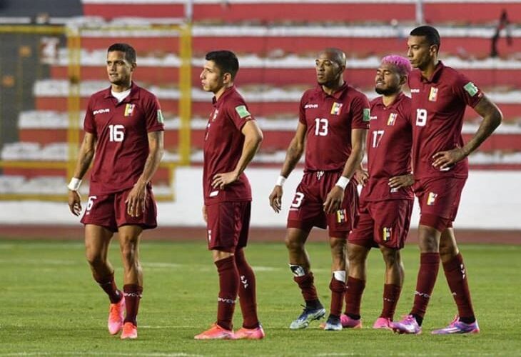 Cinco jugadores de Venezuela dan positivo para covid en su llegada a Brasil