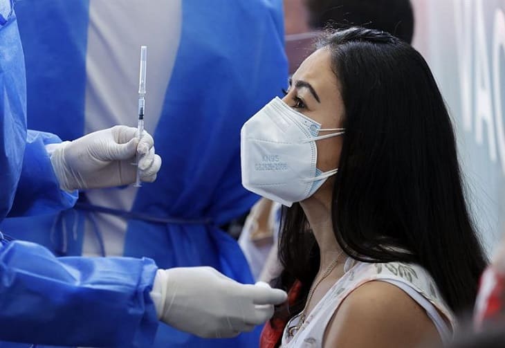 Colombia siente el golpe de una pandemia voraz que deja 100.000 muertos
