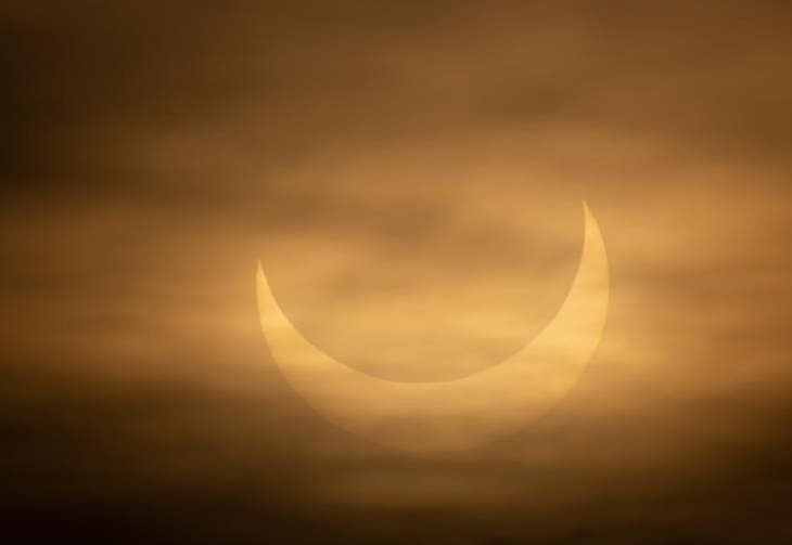 El eclipse anular dejó, sobre todo, imágenes de un Sol menguante 