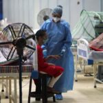 La India registra menos de 40.000 casos por primera vez en tres meses