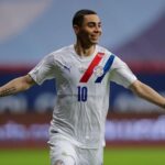 Paraguay se clasifica frente a una desgastada selección de Chile