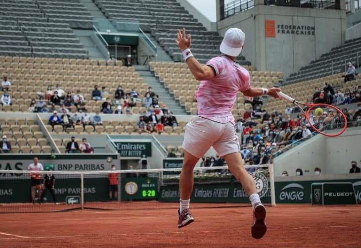 Schwartzman pasa a octavos de Roland Garros por tercera vez